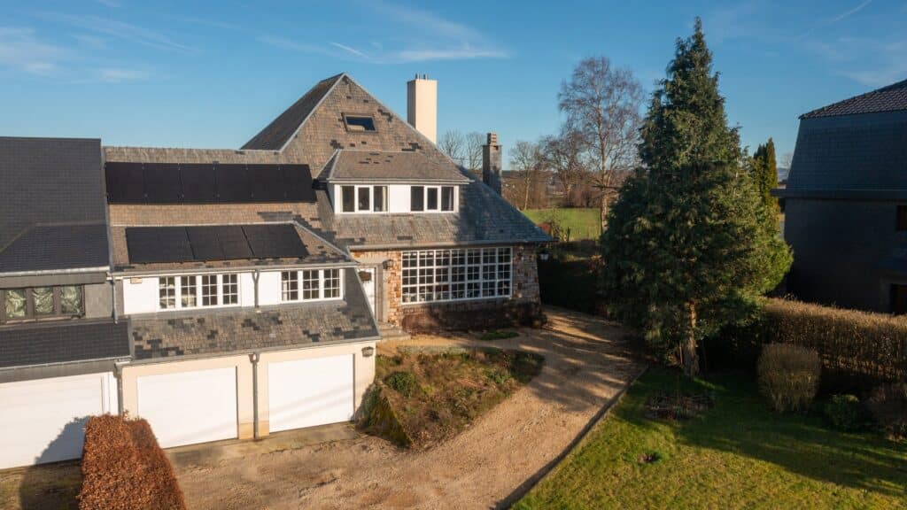Magnifique et spacieuse villa rénovée avec vue splendide