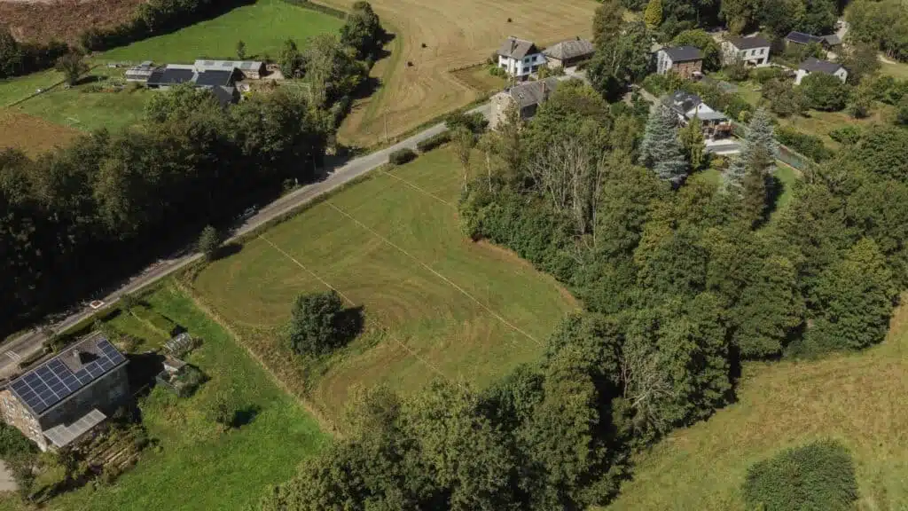 Terrain à bâtir de 1.271 m² à Moulin du Ruy
