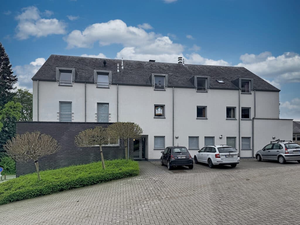 Bel appartement lumineux RDC 2 chambres et grande terrasse