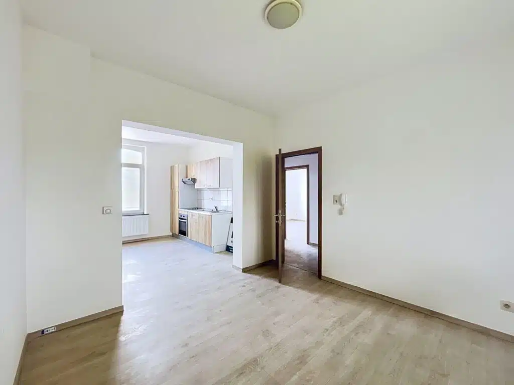 Appartement 2 chambres et jardin à vendre