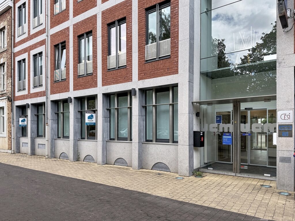VERVIERS - REZ bureaux - Grand "open space" modulable
