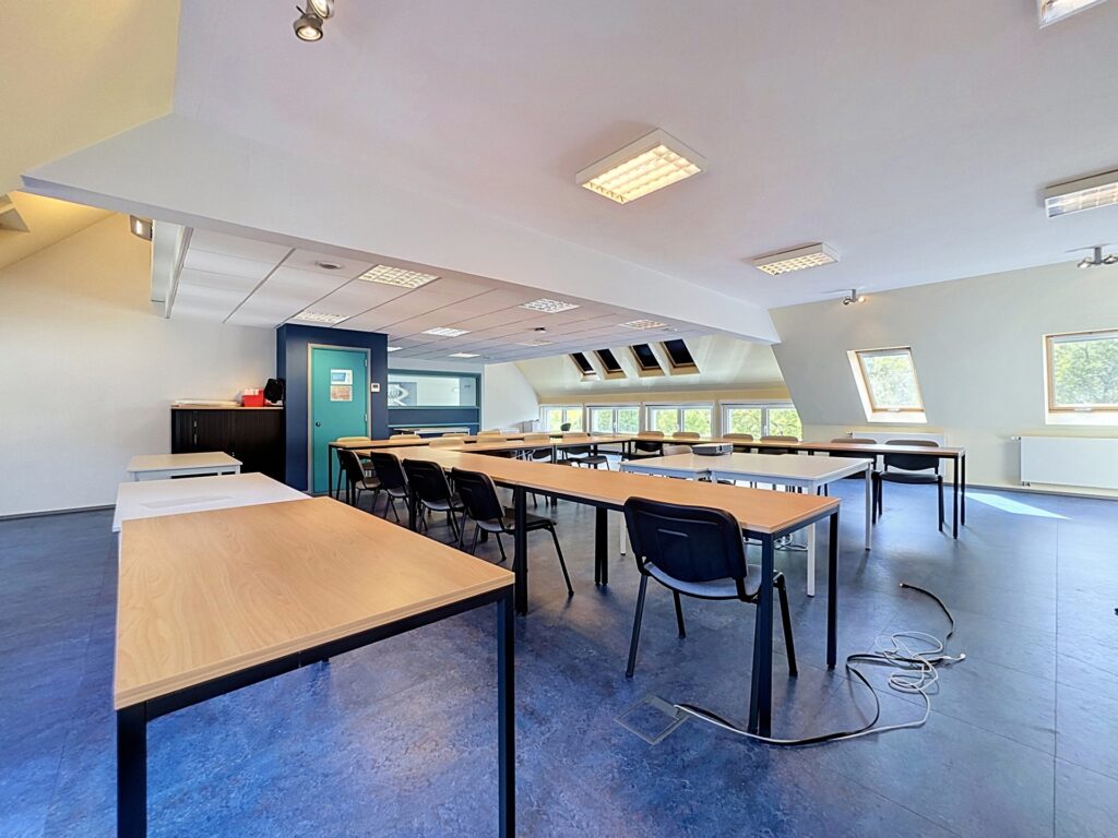 VERVIERS - Espace de conférences modulable ou bureaux