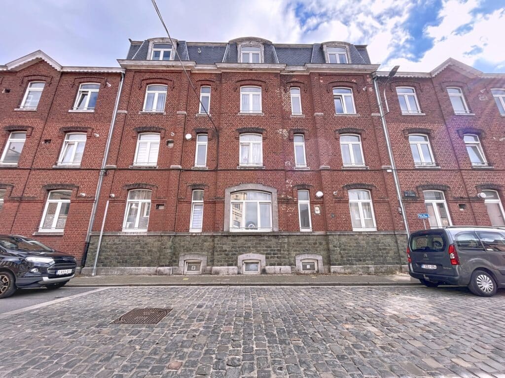 Appartement au rez de chaussée deux chambres et jardin